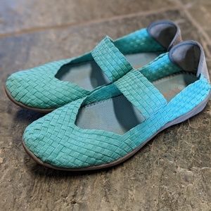 Bernie mev gently used size 39